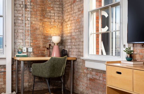 Cedars Apartment | Canvas Hotel Dallas