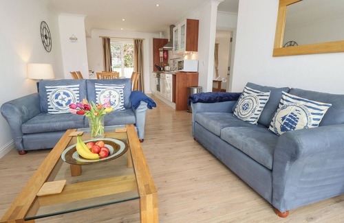 Yarmouth Cottage | Cape A1