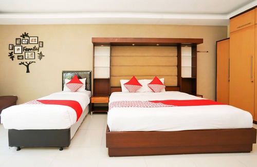 Surabaya Hotel | Capital O 175 K-60 Residence