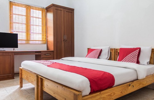 Bekasi Hotel | Capital O 93279 Asyoka Penginapan Pasutri