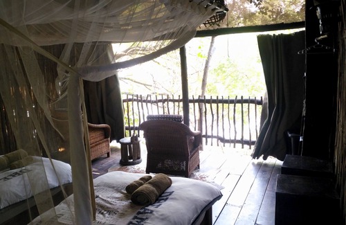 Katima Mulilo Cabin | Caprivi Houseboat Safari Lodge