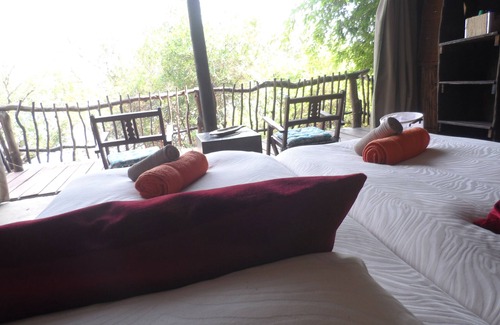 Katima Mulilo Cabin | Caprivi Houseboat Safari Lodge