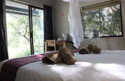 Katima Mulilo Cabin | Caprivi Mutoya Lodge & Campsite