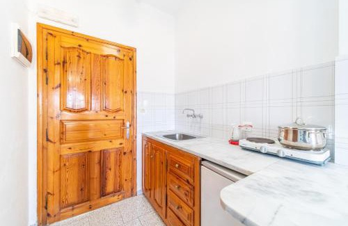 Lakones Apartment | Captain Spiros Studios