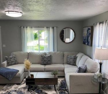 Port Clinton House | Captains Cove