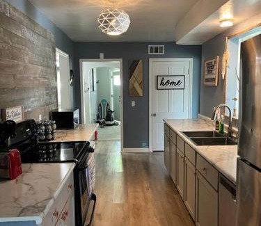 Port Clinton House | Captains Cove