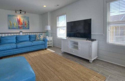 Atlantic Beach House | Captains Quarters
