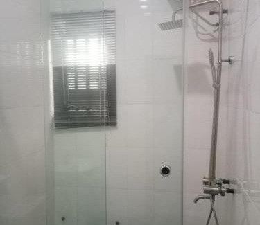 Sapele Apartment | Captivating 1-Bed Studio in Sapele
