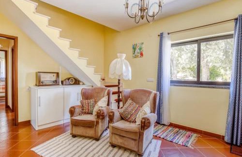 Camparca House | Carcavelos Villa with Pool