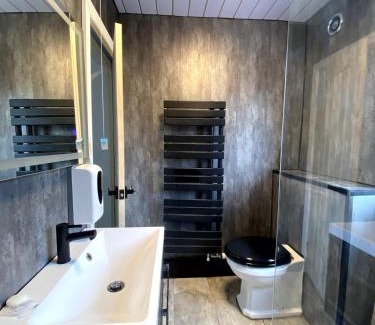 Plasnewydd Apartment | Cardiff City Studio Sleeps 4