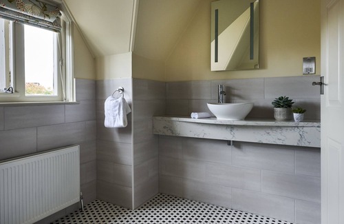 New Forest District Hotel | Careys Manor & Senspa