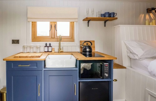 Gwaenysgor Near Prestatyn Cottage | Cariad Mawr