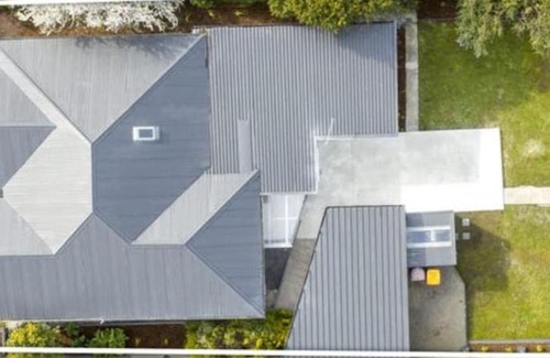Newstead House | Carinya Charming Newstead home