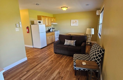 Bridgetown Cottage | Carleton Inn and Cottages