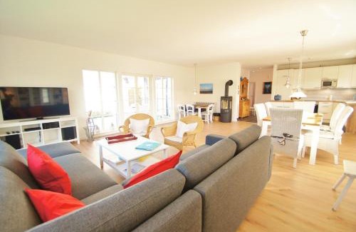 Dahme House | Carlotta
