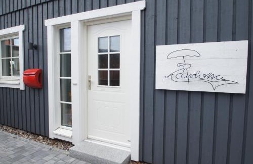 Dahme House | Carlotta