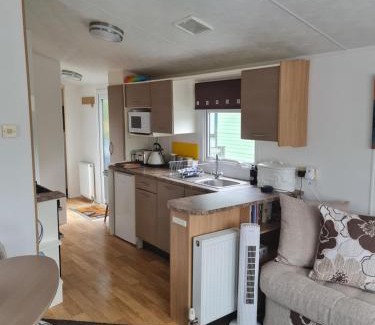 Tewitfield Apartment | Carmels Caravan Borwick Lakes