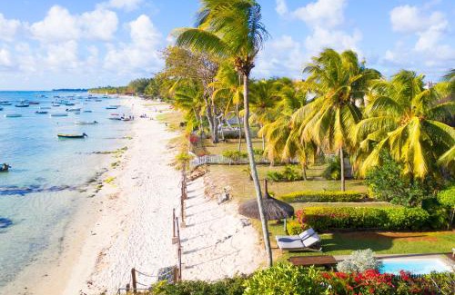 Trou aux Biches Villa | Caro's Beachfront