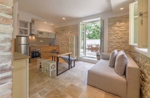 Corfu Town Apartment | Carpofoli Corfu