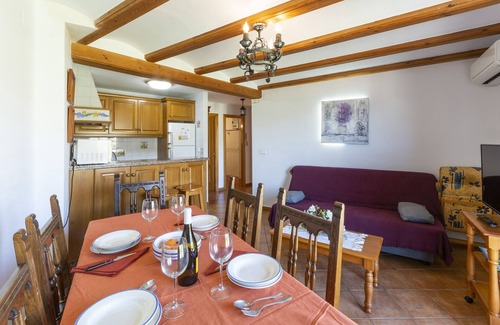 Orba House | CARREBAIX IV - Rural apartment with beautiful views and free WiFi.