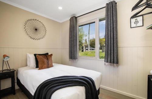 Arrowtown House | Cartvale - 3 bed cottage in historic Arrowtown