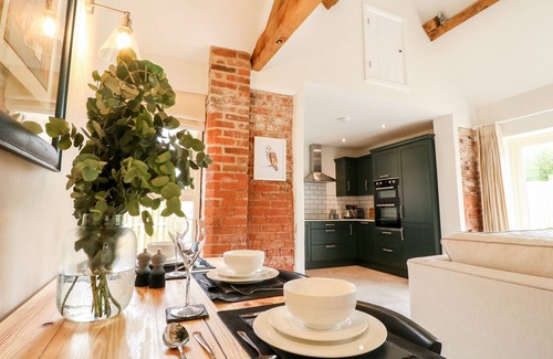 Kneesall Cottage | Carver's Rest