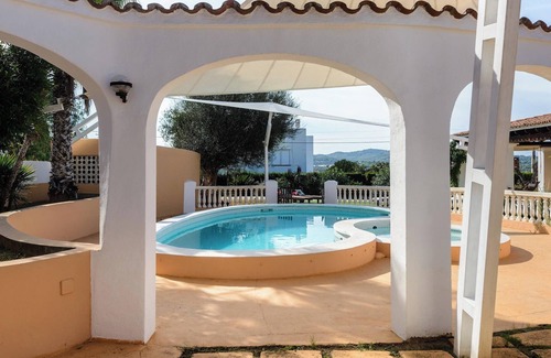 Can Besso House | CAS BAYAROL, house with private pool.
