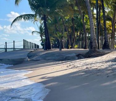 Vera Cruz House | Casa 4 suítes com piscina Condomínio Lagoa Dourada Ilha de Itaparica BA
