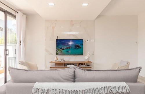 Matinhos House | Casa a 700m da Praia com Piscina Aquecida e Churrasqueira