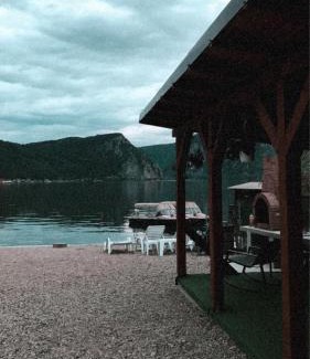 Dubova House | Casa A&B 1