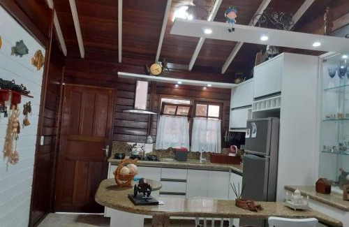 Ribeirao da Ilha House | Casa Agradável, 50m da Praia Freguesia do Ribeirão da Ilha