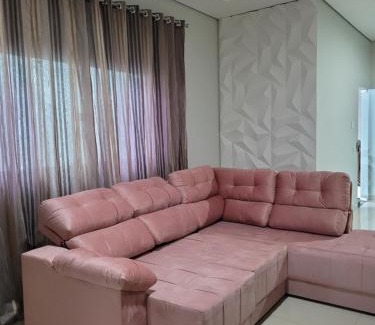 Ji Parana House | Casa agradável com área gourmet