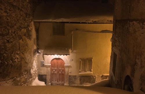 Pettorano sul Gizio House | Casa Ai Piedi Della Riserva Naturale
