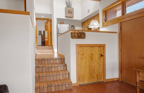 Nambe Pueblo House | Casa Alba - Mountain Views, Communal Pool