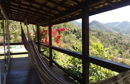 Lumiar House | Casa Alpina com vista panoramica de Lumiar