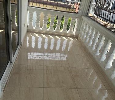 Los Frailes House | Casa amplia 2 plantas - Parking Privado