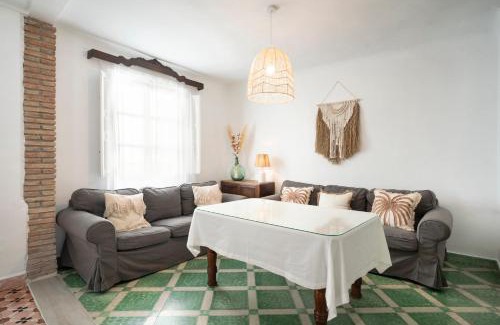 Illora Apartment | Casa amplia y acogedora con chimenea en Íllora