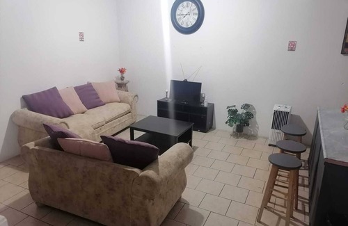 Juarez Municipality House | Casa amplia y cómoda para 7 personas, cuna para bebé y cama para mascotas.