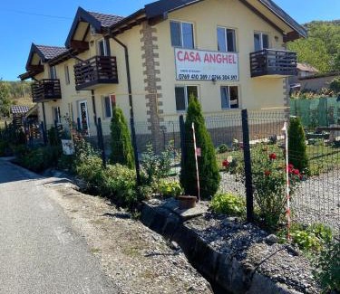 Gura Suhasului House | Casa Anghel Ocnele Mari