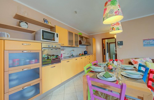 Vesio Apartment | Casa Angiolina Lake & Mountain View, Tremosine, Italy