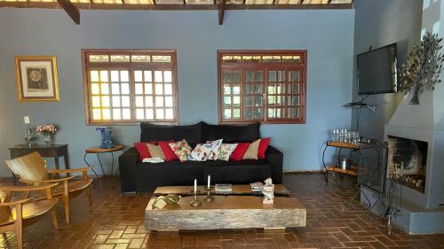 Sao Sebastiao das Aguas Claras House | Casa Aquarela - Macacos, MG