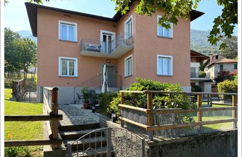 Vignola House | Casa Azalea, vista lago e giardino