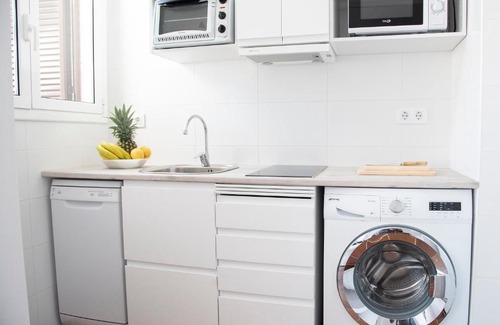 Torredembarra Apartment | Casa Blanca Beach Apartment