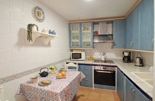 Comares House | Casa Bonita, an authentic Andalusian village experience. Pets-hispeed WIFI-airco