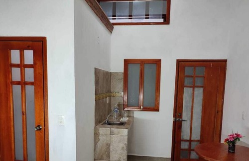 Del Panteon House | Casa Bugambilias