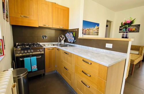 Pizzo Apartment | Casa Buganville, Luminoso Appartamento a Pochi Passi dal Mare!