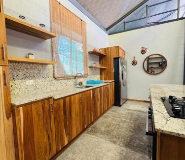 Paquera Villa | Casa Carambola Bioluminicencia, Tortuga y Quesera