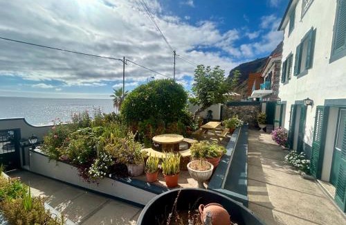 Paul do Mar Villa | Casa Carneirinho by Olá Madeira