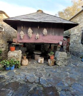 Grandas de Salime House | CASA CASARIEGO