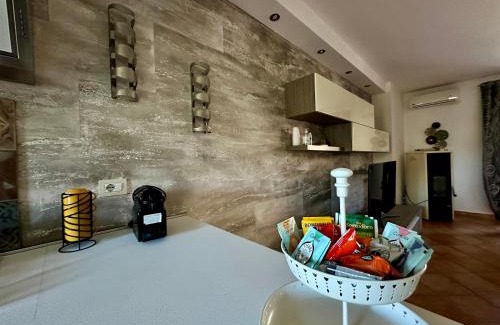 Ladispoli Apartment | Casa Cecilia(Villino da 2 a 8 persone)